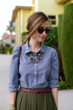 Cuadritos.. Tomboy Style Outfits, Outfit Trends, A Skirt, Mode Inspo, Tomboy Fashion, Fall Fashion Trends, Green Skirt, Mode Vintage, Looks Style