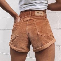 Shorts Female, Shorts Streetwear, Womens High Waisted Shorts, Workwear Shorts, Short Women Fashion, Streetwear Shorts, Corduroy Shorts, Women Shorts, Denim Shorts Women