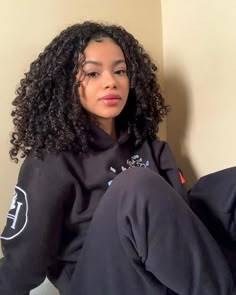 Belikemonica Instagram, Ig Baddies, Natural Curly Hair Cuts, Curl Styles, 7k Followers, Curly Hair Cuts, Afro Hairstyles, Curled Hairstyles, Curly Hair Styles Naturally