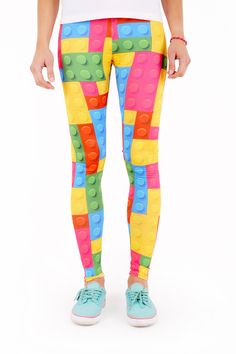 Lego Leggings // leggings by EVC DESGN via DaWanda.com Lego Fashion, Crazy Leggings, Punk Leggings, Nerdy Style, Crazy Fashion, Leggings Outfits, Quirky Fashion, Weird Fashion, Lego Stuff