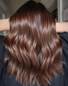 Brunette Hair Colors For Pale Skin, Single Color Brown Hair, Light Brown Glaze Hair, Caramel Brown Hair Balayage, Cognac Hair Color, Caramel Brownie Hair, Warm Caramel Hair, April Hairstyles, Brunette Bayalage