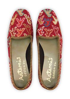 Artemis Design Co. Kilim shoes are handcrafted from vintage Turkish carpets, making each pair of our Women's Sumak Kilim Loafers truly one-of-a-kind. Artemis Design, Classic Loafers, Flying Carpet, Turkish Carpets, Velvet Flats, Velvet Loafers, Daily Walk, 4 Inch Heels, Vintage Textiles