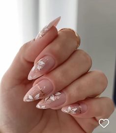 Almond Nails Designs, Nail Art Wedding, Bridal Nails, Elegant Nails, Classy Nails, Floral Nails, Fancy Nails, Chic Nails