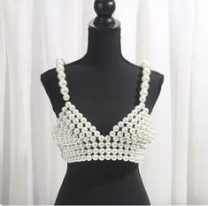 44870702170278 Pearl Crop Top, Y2k Grunge Style, Pearl Top, Desain Buklet, Chain Bra, Mini Dress Formal, Body Chain Jewelry, Grunge Style, Plus Dresses