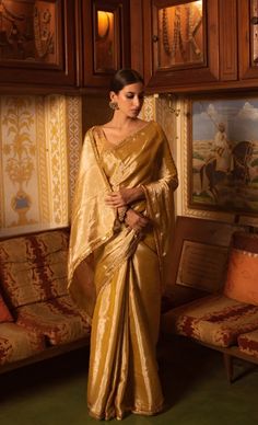 Summer By Priyanka Gupta, Gold Silk Saree, Twenties Style, Rajputi Dress, Brocade Saree, Chanderi Sarees, Chanderi Silk Saree, Indian Silk Sarees, Saree For Women