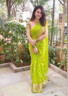 Green Saree Look, Sridevi Vijaykumar, Saree For Women Indian, Girl In Saree, Trending Sarees, Beautiful Sarees, Sarees For Women, Fancy Sarees Party Wear