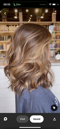 Bangs With Highlights Balayage, Light Brown Bayalage Short Hair, Bronde Balayage Layers, Dark Brown Hair To Red, Warm Babylights, Dark Blonde Hair Curly, Honey Brown Hair With Highlights Caramel, Hair Color Ideas 2024 Trends, Warm Highlights For Light Brown Hair