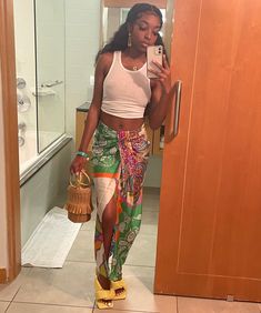 Tropical Outfit Ideas Black Women, Summer Vacay Outfits Black Woman, Black Girls Vacation Outfits, Island Girl Outfit Black Women, Tropical Outfits Black Women, Cancun Outfits Night Resort Wear, Vacation Styles For Black Women, Boho Summer Outfits Black Women, Cute Vacation Outfits Black Women