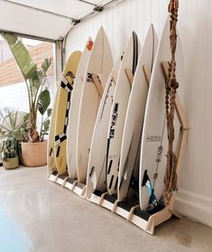 4-board rack tail and rail protection Wake Surf Boards, Surfboard Shed, Surf Furniture, Surf Storage, Costal Cowboy, Dome Resort, Surf Board Rack, Surfboard Wall Rack, Decoration Surf