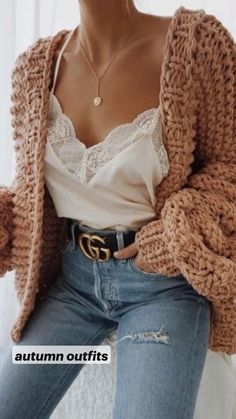 Beige Lace Top, Winter Trends, Cardigan Fashion, Mode Vintage, Looks Style, Outfits Casuales, Cute Casual Outfits