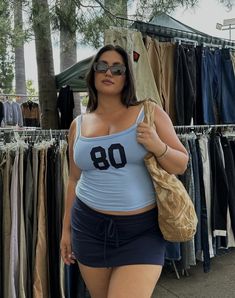 Plus Size Outfits Streetwear, Midsize Outfits, Curvy Girl Outfits, Cute Everyday Outfits, Mode Vintage, Lookbook Outfits, Curvy Fashion, Cute Casual Outfits