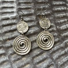 Bohemian Double Swirl/Spiral Dangle Earrings Celtic Symbol Silver Tone Approx 2 1/2” L, 1” W (Larger Spiral) Nwot Spiral Clothes, Earrings Celtic, Spiral Jewelry, Celtic Symbol, Celtic Symbols, Swirl, Silver Earrings, Silver Tone, Dangle Earrings