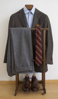 Ocbd Shirt, Tie Photo, Valet Stand, Austerity, Ivy League Style, Ivy Style, Flannel Pants, Casual Tie, Grey Flannel