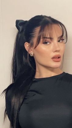 Feminine Hairstyles, A Hairstyle, Hair Color Streaks, Short Sassy Hair, Hair Techniques, Full Disclosure, Work Hairstyles, Sleek Hairstyles, Asian Hair