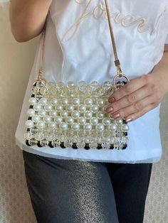 Square Shoulder Bag With Pearl Handle As Gift, Elegant Square Handmade Shoulder Bag, Square Beaded Shoulder Bag For Gifts, Handheld Shoulder Bag With Pearl Handle For Gift, Pearl White Rectangular Shoulder Bag Gift, Pearl White Beaded Shoulder Bag For Party, Square Evening Bag With Pearl Handle As Gift, Elegant Handmade Pearl Shoulder Bag, Rectangular Pearl White Shoulder Bag