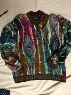 Funky Clothes Men, Mens Hippie Outfits, Funky Outfits Men, Coogi Sweater, Funky Clothes, Biggie Smalls, Estilo Hippie, Sweater Vests, Men's Sweaters