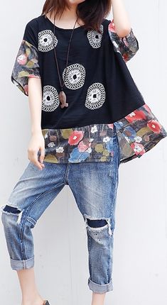 Oversized Patchwork Casual Tops, Casual Cotton Patchwork T-shirt, Cheap Cotton Patchwork T-shirt, V-neck Patchwork T-shirt, Bohemian V-neck Tops With Lace Patchwork, Folk Style, Bat Sleeve, Trending Fashion Outfits