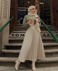 Outfit Ideas Skirt, Hijab Outfit Ideas, Hijabi Mode, Hijab Stile, Fesyen Islam, Winter Mode Outfits