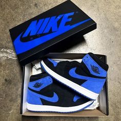 Nike Air Jordan 1 High Royal Reimagined Black Royal Blue Dz5485-042 Size 8 - 14 Jordan 1 Royal Blue, Bd Gift, Nike Shoes Blue, Jordan 1 Blue, Jordan 1 Royal, Nike Air Jordan 1 High, Pretty Sneakers, Diy Sneakers, Air Shoes