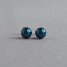 6mm petrol blue pearl stud earrings Chunky Stone Necklace, Chunky Pearl Necklace, Silver Bar Earrings, Fused Glass Necklace, Fused Glass Earrings, Fan Necklace, Felt Necklace, Jewelry King, Bridesmaid Pearls