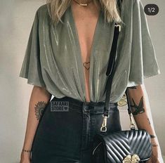 Boho Rocker, Style Lookbook, Ink Ideas, Blouse Short Sleeve, Women Blouse, Mode Inspo, Glam Rock, Edgy Outfits, Grunge Fashion