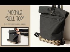 an image of a bag with the words mochila roll top in spanish and english