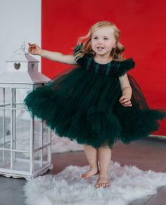 Emerald Green Plaid Dress, Christmas Baby Girl Photoshoot, Tutu Tulle Toddler Dress, Xmas Kids Costume, Knee Length, Party Gown Cute Christmas baby girl dress  have very original fashionable design and made of high-quality fabrics will be perfect for any celebration....Christmas, birthday, wedding, parties, photography, Valentine's Day, dance, evening, flower girl  dress, ball gown, festivals wear, dance, dress-up, fairy & princess costumes or other special occasional events.    All our dresses Baby Girl Green Dress, Toddler Christmas Dresses, Plaid Christmas Dress, Fairy Princess Costume, Green Plaid Dress, Baby Birthday Dress, Toddler Christmas Dress, Christmas Dress Baby, Draping Fashion