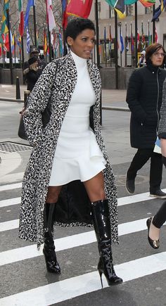 Hall Wardrobe, Fashion Star, Black Women Fashion, Today Show, Look Chic, Star Fashion, High Boots, Fashion Designer