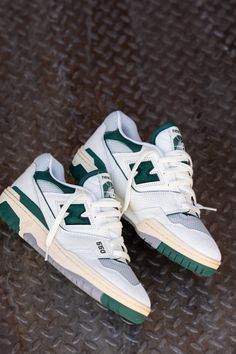 Green New Balance 550 Outfit Men, Mens Shoes 2024 Trends, New Balance Shoes Aesthetic, Mens New Balance 550, New Balance 550 White Green, Green Shoes Outfit, Christian Shoes, Guy Shoes, Green New Balance