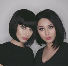 babababes Short Black Hair, Artist Palette, Makeup Style, Bob Haircuts, Fall Hair Colors, 2 People, Short Bob Hairstyles, Great Hair