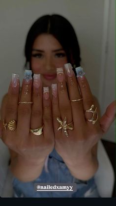 Nail Salon Design Nails, Nail Inspo For Mexico, Jhene Aiko Concert Nails, Dreamy Nail Designs, Nails Inspiration With Charms, Medium Set Nails, Medium Y2k Nails, Baddie Nails With Charms, Nail Ideas Swirl