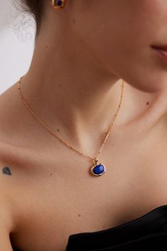 Sophisticated Blue Necklace with Gold-Framed Oval Lapis Lazuli Frame Necklace, Silver Anniversary Gifts, Golden Frame, Lapis Lazuli Pendant, Lapis Lazuli Necklace, Frame Blue, Blue Lapis Lazuli, Silver Anniversary, Blue Lapis