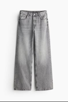 H&m Wide Leg Jeans, Grey Washed Jeans Outfits, H&m Clothes, Grey Wide Leg Jeans, Grey Baggy Jeans, Big Boy Pants, Cute Trousers, Uniqlo Women Outfit, Wide Leg Black Jeans