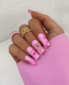 Disney Character Nails, Nails Step By Step, Cartoon Nail Designs, Disney Acrylic Nails, Cartoon Nails, Pink Nail Art Designs, Unghie Nail Art, Hippie Nails, Nail Drawing