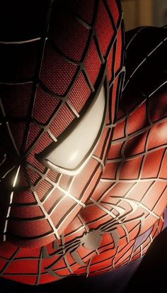 the amazing spider - man costume is seen in this close up photo from the movie