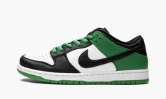 The Nike SB Dunk Low “Classic Green” is a colorway of the low-top skate shoe that draws design inspiration from the Boston Celtics. In addition to referencing the storied basketball team’s uniform colors, the �“Classic Green’s” white, black, and green color block mimics the appearance of the Air Jordan 1’s original “Black Toe” colorway. Specifically, the white leather perforated toe and contrasting black leather toe cap and forefoot replicate the look of the “Black Toe.” As for the rest of the sh Nike X Travis Scott, Look Retro, Nike Sb Dunk Low, Dunks Nike, Jordan 2, Nike Sb Dunks Low, Nike Sb Dunk, Nike Brand, Sb Dunk Low