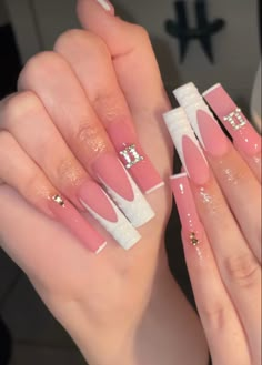 Sparkly Acrylic Nails, Pink Tip Nails, Acrylic Nails Nude, Fake Nails Designs, Sweater Nails, French Acrylic Nails, Fall Acrylic Nails, Nails Only