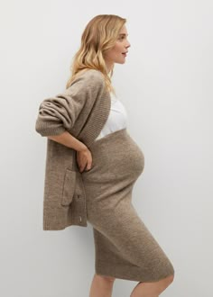 Sezane Maternity, Minimal Maternity Style, H&m Maternity, Minimalist Maternity Style, Minimalist Pregnancy Outfits, Maternity Style 2023, Maternity Style 2024, Celeb Maternity Style, Cute Maternity Outfits For Winter