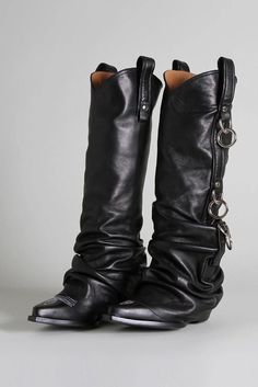 Fashion Cowboy Boots, Dr Shoes, New Rock, Cowboy Style, Swag Shoes, Denim Shoes, Cowboy Boot, 가을 패션, Dream Shoes