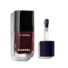 Black Cherry Nails, Spring Break Nails, New Nail Trends, Chanel Nail Polish, Chanel Nails, Nail Color Trends, Fall Nail Trends, Nude Nail Designs, Cherry Nails