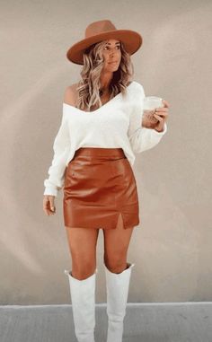 Winter Vaquera Outfits, Napa Outfit, Vaquera Outfits, Tops Fall Outfits, Wineries Outfit, Looks Country, Stylish Fall Outfits, Estilo Country