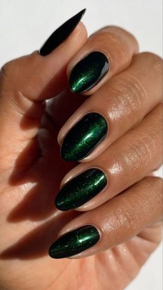 Get ready to rock 20+ Trendy Green Nails You Need to Try This Year! From bold Dark Green Nails to elegant Emerald Nails, this collection has the best Green Nail Designs for every style. Try chic Almond Nails Designs or edgy Goth Nails that are perfect for a daring look. Whether you love Green Acrylic Nails or fun Stick On Nails, these Green Nail Art ideas will elevate your manicure game. With Nagel Tips, Casual Nails, and Cat Kuku trends, there’s a look for everyone! Perfect for anyone lookin... Chic Almond Nails, Green Nail Art Ideas, Classic Nail Art, Sophisticated Manicure, Mint Green Nails, Neon Green Nails, Pink Chrome Nails