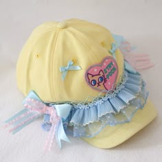 This price is for a cap only, others are not included. Cute Core Accessories, Kawaii Accessories Jewelry, Beach Accessories Must Have, Baseball Cap Diy, Cap Reference, Weird Accessories, Harajuku Accessories, Yellow Items, Cute Clips