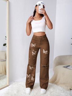 Mom Jeans With Design, Cute Aesthetic Jeans, Shein Ripped Jeans, Cute Clothes Jeans, Cute Denim Jeans, Shein Women Outfits, Different Jeans Styles For Women, Clothes For Women Shein, Cute Outfits With Pants