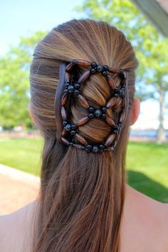 Hair Clip Women Thick or Average Hair Type, Wooden Bun Maker, French Twist Holder, Pony Tail, Double Infinity Hair, Easy Hair, Hair Comb Clips, French Twist, Light Hair, Bad Hair Day, Bad Hair, Hair Accessories For Women, Fine Hair