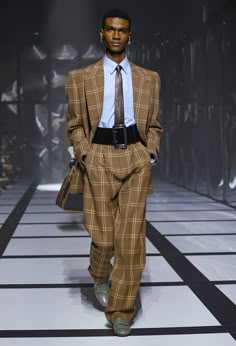 #Gucci #ExquisiteGucci #AlessandroMichele Gucci Aesthetic Outfit, Gucci Outfit Men, Gucci Moodboard, Gatsby Outfits, Great Gatsby Outfits, Feliciano Vargas, Gucci Fashion Outfits, Ensemble Blazer