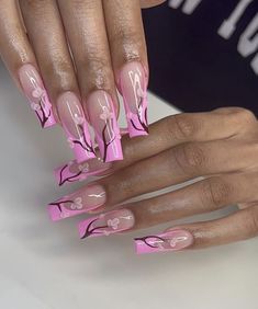 Beige Nails Design, Retro Nails, Vintage Nails, Classy Acrylic Nails, Acrylic Nails Coffin Pink, Pink Acrylic Nails