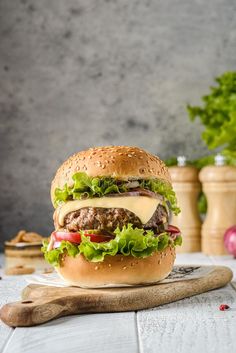 Burger with meat on a light background royalty free stock photos Burger Background, Burger Meat, Background High Quality, Background Light, Light Background, Lights Background, Cheeseburger, Free Stock Photos