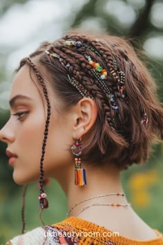 23 Eye-Catching Festival Hair Ideas for 2024 Coloured Hair Braids, Braided Hairstyles Bangs, Hippie Curly Hair, Boho Hairstyles For Short Hair, Crazy Braids, Festival Hair Ideas, Braids And Beads, Crazy Hairstyles