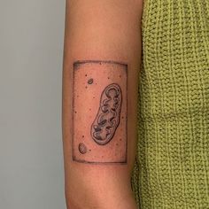 Mitochondria Tattoo, Traditional Tattoo Black And White, Aa Tattoos, Tattoo Black, Black Ink Tattoos, Thanks For Coming, Black Tattoos, Traditional Tattoo, Do More